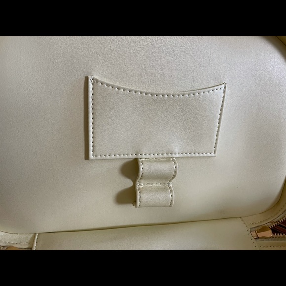 Louis Vuitton Vernis Backpack - Picture 4 of 12